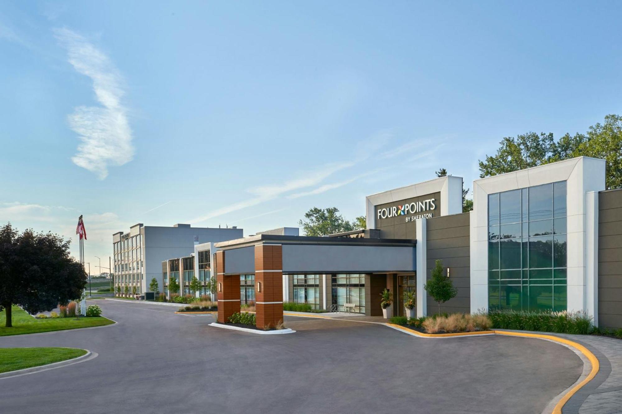 Four Points By Sheraton Point Edward Sarnia Exterior photo